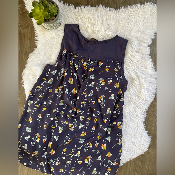 LOFT Sleeveless Top FloralFlowy back 💙 - Picture 4 of 6